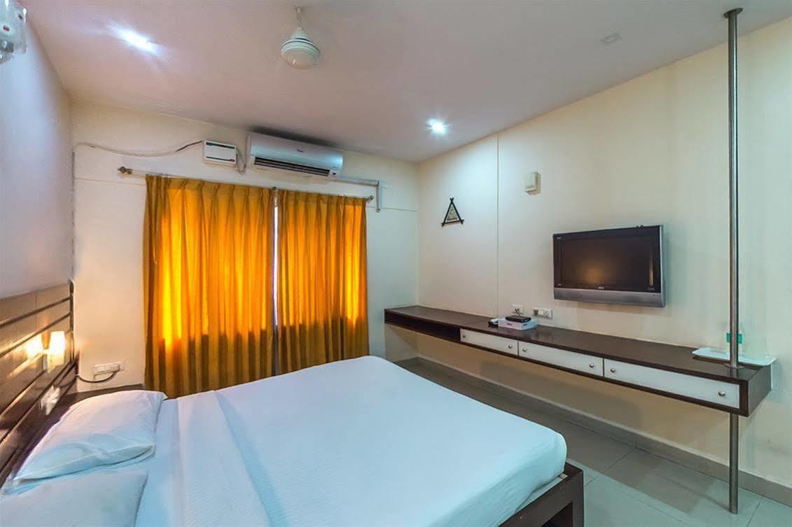 Hotel Vandematharam Bangalore Bagian luar foto