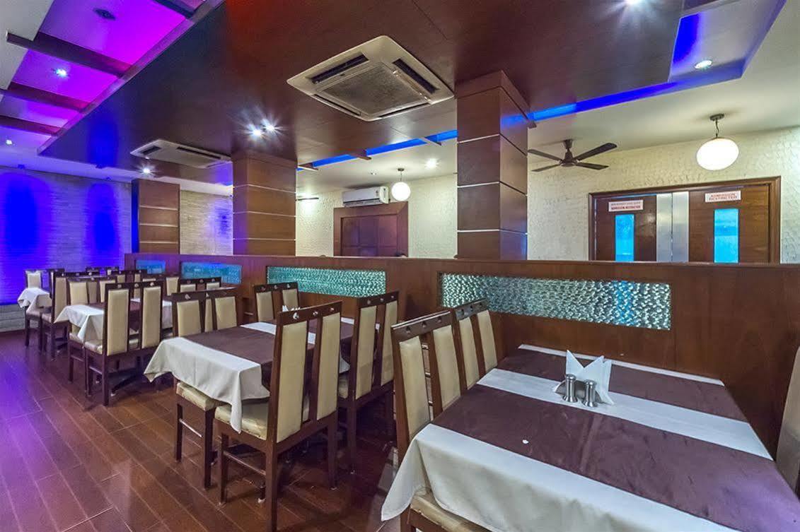 Hotel Vandematharam Bangalore Bagian luar foto