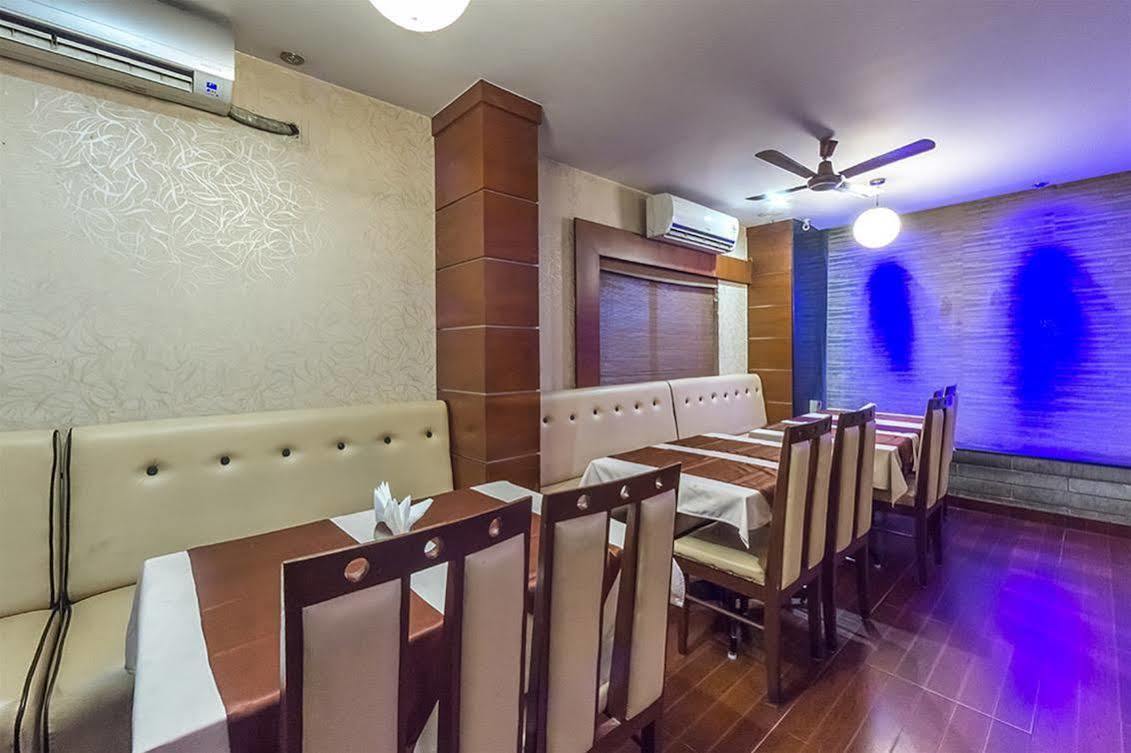 Hotel Vandematharam Bangalore Bagian luar foto